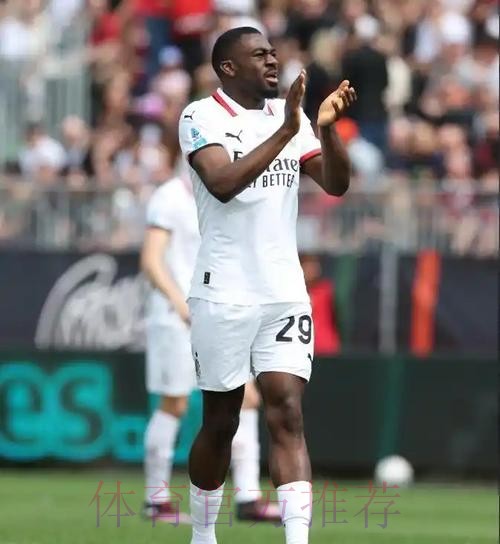 六台：前热刺右后卫奥利耶有意加盟皇马